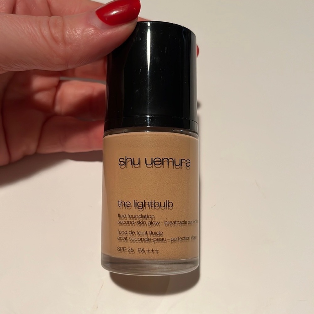Shu Uemura Lightbulb fluid foundation